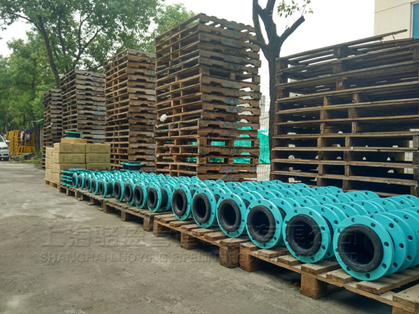 駱盈可曲撓橡膠接頭能不能適應(yīng)高壓管道運行環(huán)境